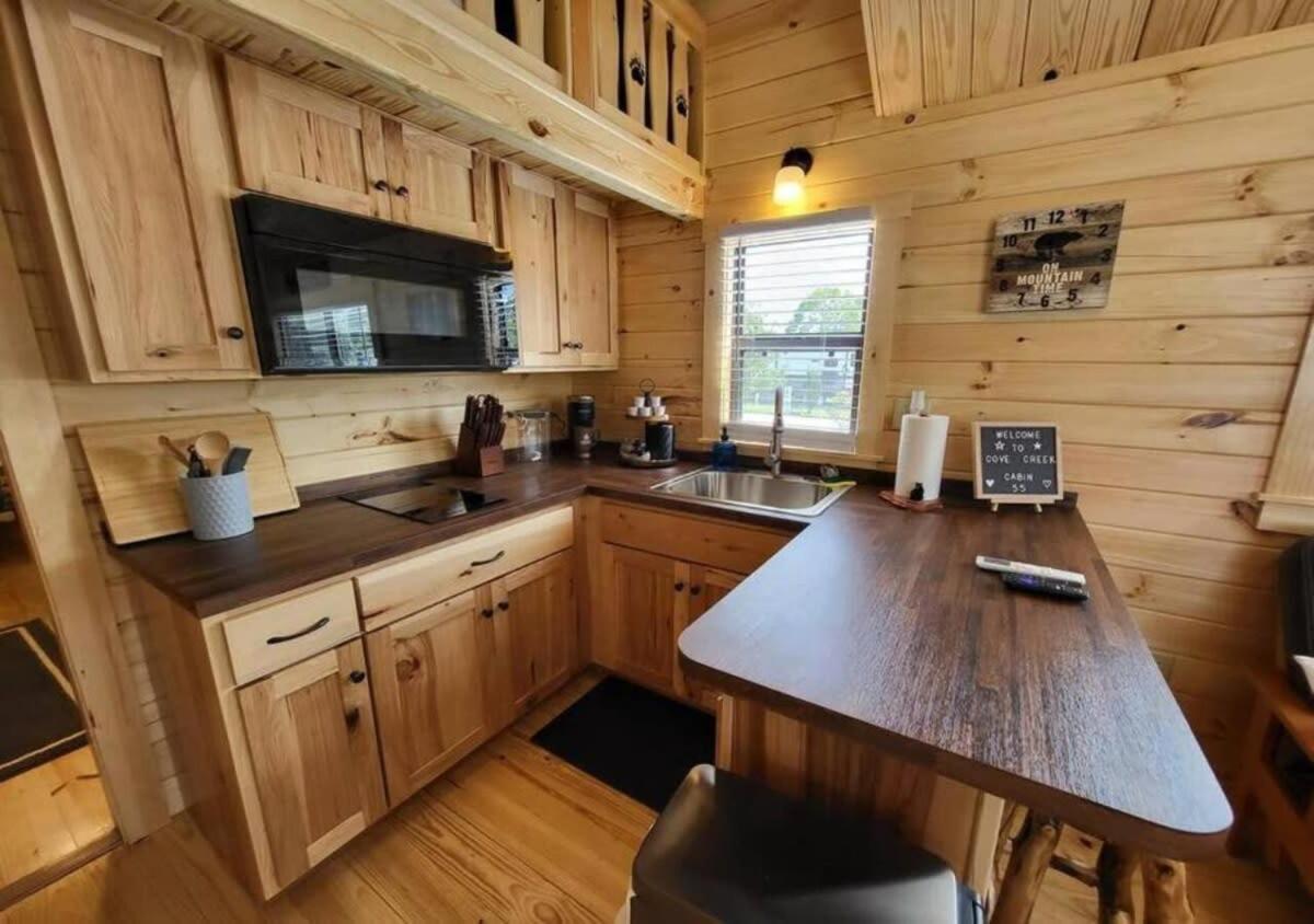 Picturesque Family Cabin With Loft In Tennessee Sevierville Exterior photo